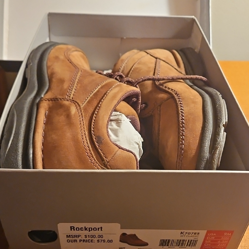 New Rockport Brown Oxford Shoes with Lace-Up Design